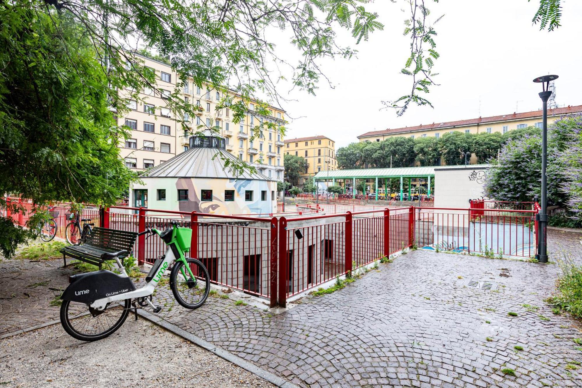 Piazza Gramsci Amazing Apartment With Balcony - Top Collection Milano Exteriör bild